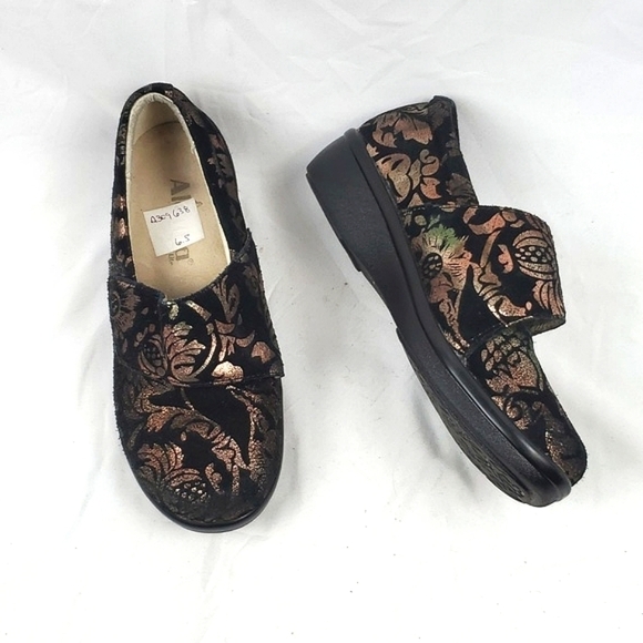 Alegria Lauryn Black Leather Metallic‎ Floral Shoe - Picture 1 of 9